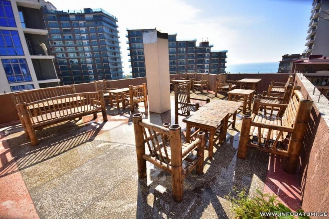 Hotel Batumi Inn Buitenkant foto